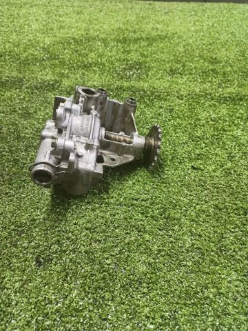 Помпа масляна 1501000Q1F NISSAN