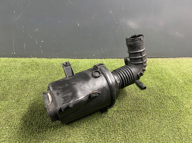 Корпус повітряного фільтра 16500VK500 NISSAN