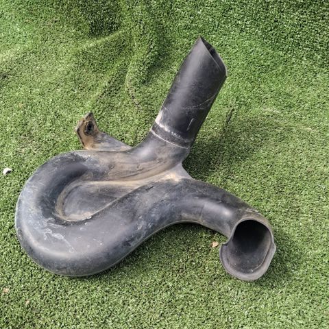 Патрубок повітряний, вхід повітряного фільтра 16554EQ405 NISSAN