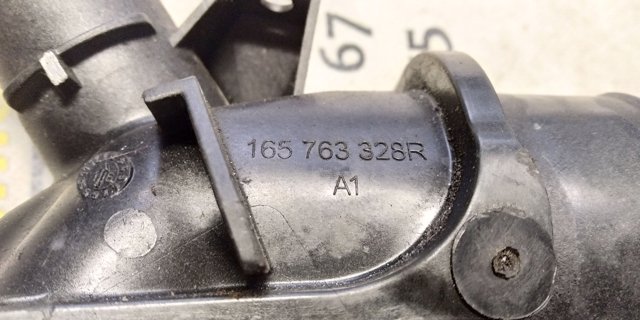 Шланг/патрубок інтеркуллера 165763328R RENAULT