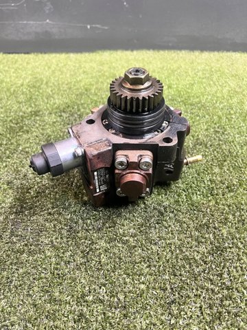 Насос паливний високого тиску (ПНВТ) Нісан Кашкай +2 I