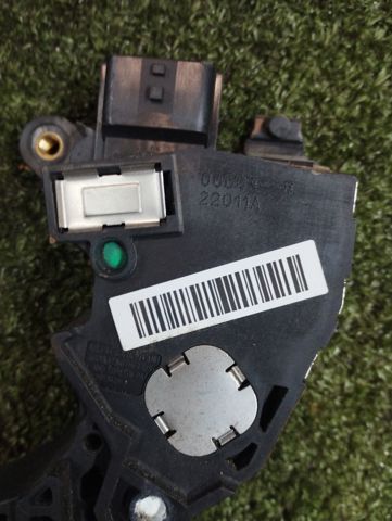 Педаль акселератора 180020022R RENAULT