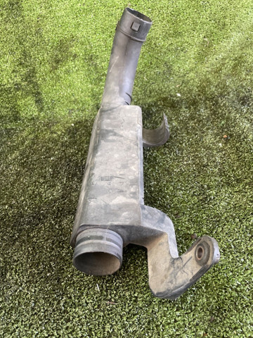 Заслінка повітряна 1J0129594G VAG