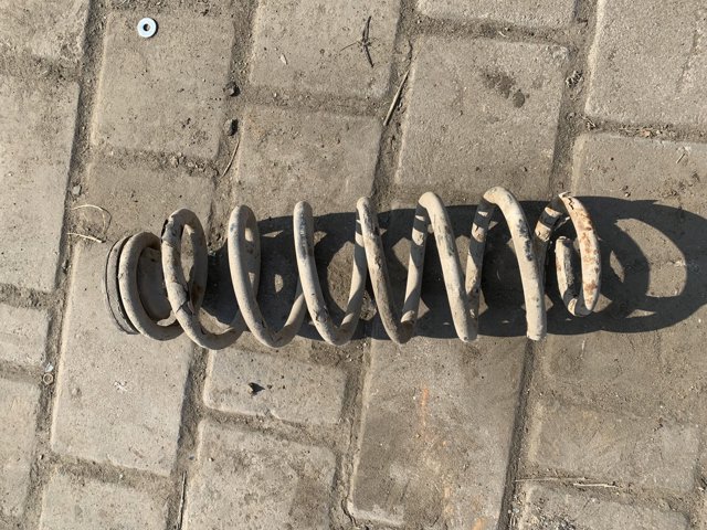 Пружина задня 1J0511115AM VAG