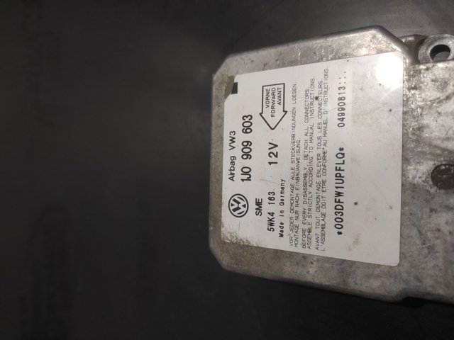 Модуль-процесор управління подушки безпеки 1J0909603 VAG