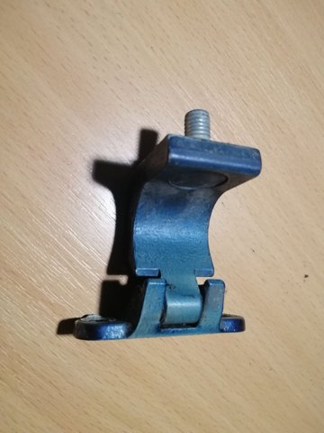 Петля багажника 1J9827301 VAG