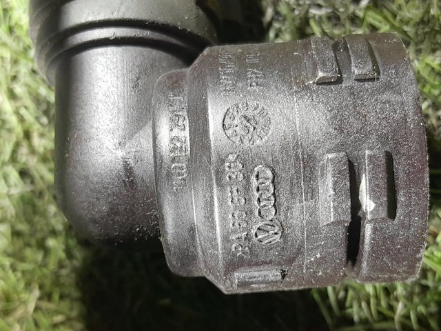 Шланг радіатора опалювача/грубки 1K0122157HP VAG