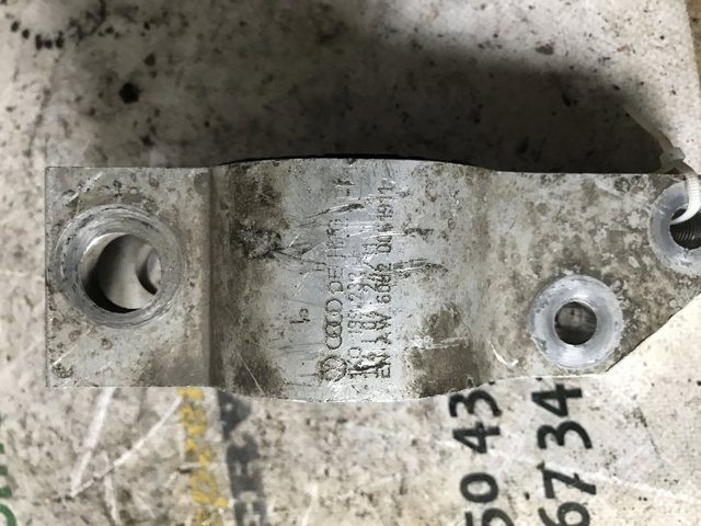 Сайлентблок передньої підвіски 1K0199232K VAG