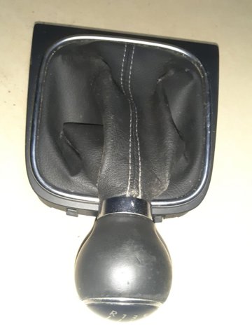 Ручка важеля коробки передач 1K0711113CG VAG