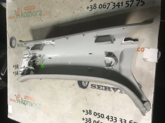 Обшивка стійки кузова внутрішня, задня ліва 1K9867241M VAG