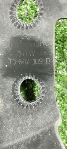 Буфер бампера переднього 1T0807109B VAG