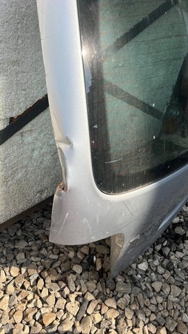 Двері багажника 1T0827025L VAG
