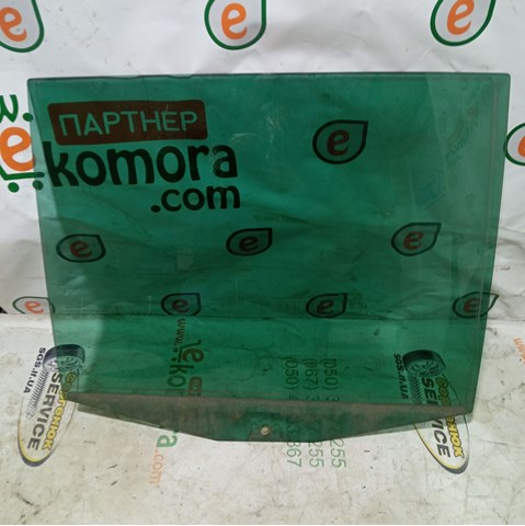 Скло заднє праве 1T0845026G VAG