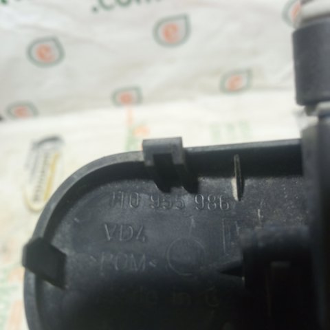 Форсунка омивача лобового скла 1T0955986 VAG