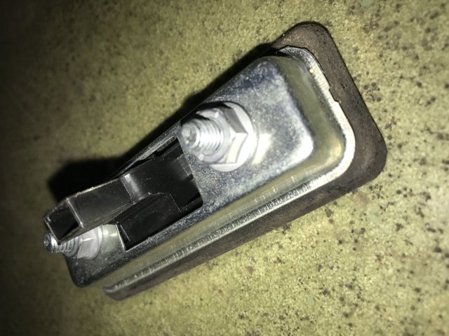 Ручка п'ятих дверей, зовнішня 1Z0827574C VAG