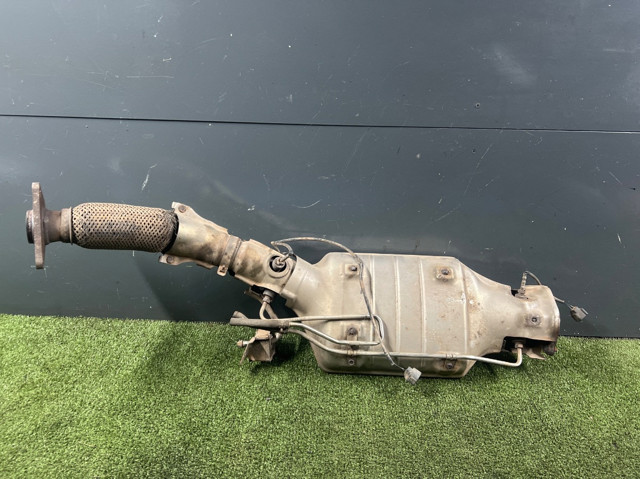 Труби і підвіска глушника 208A0JD50A NISSAN