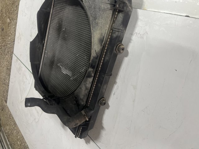 Радіатор охолодження двигуна 214602X800 NISSAN