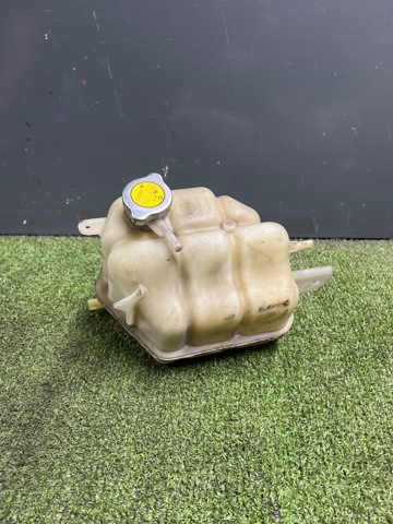 Бачок для води 21710EC00A NISSAN