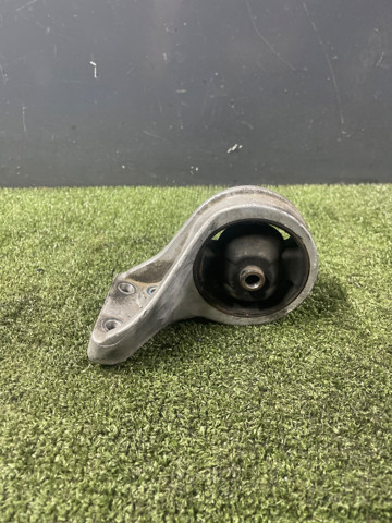 Опора двигуна задня 2193026800 HYUNDAI