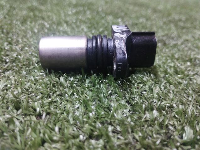 Датчик обуртів распредвалу 237318H800 NISSAN