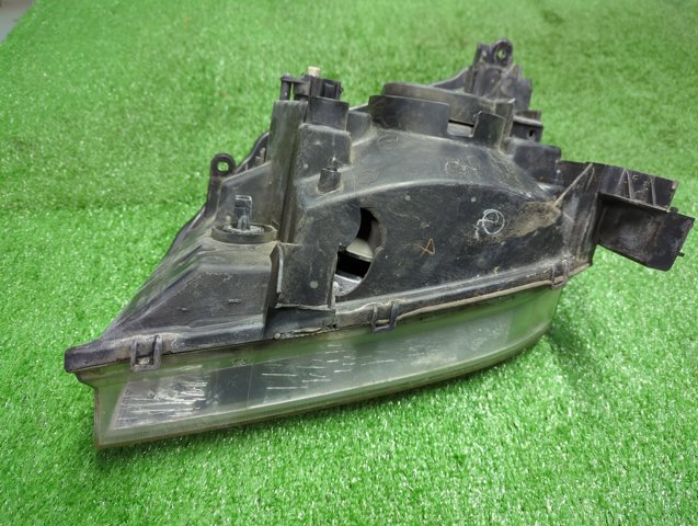 Фара основна права 260108H925 NISSAN
