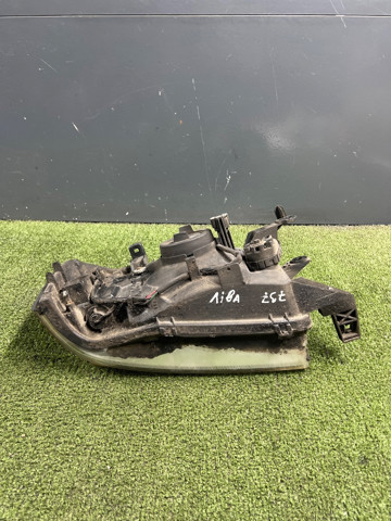 Фара ліва передня 26060VK426 NISSAN