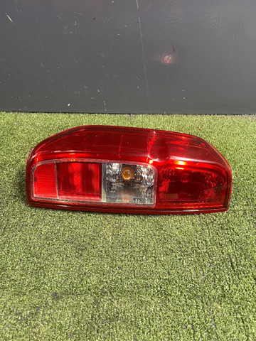 Ліхтар задній лівий 26555EB38B NISSAN