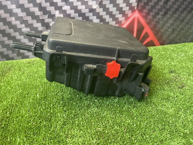 Корпус блоку запобіжників 284B10002R RENAULT