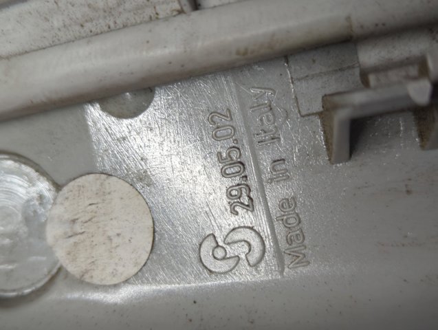Задній правий стоп 29058010 OPEL