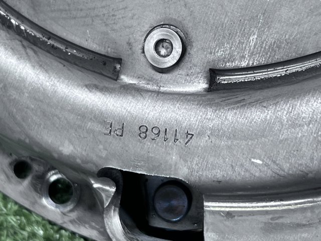 Корзина диска зчеплення 302108H801 NISSAN