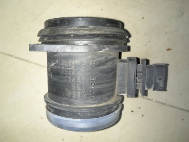 Датчик витрати повітря 30677999 VOLVO