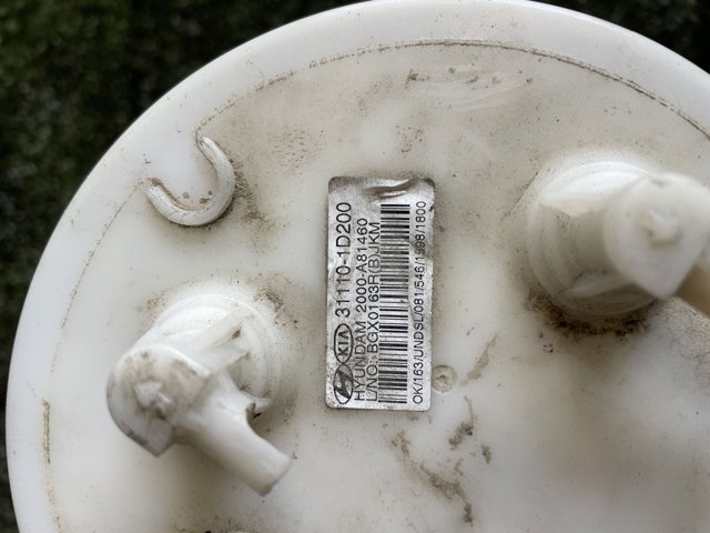 Модуль паливного насоса, з датчиком рівня палива 311101D200 HYUNDAI