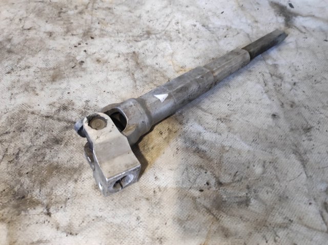 Вал рульової колонки, нижній 32301094700 BMW