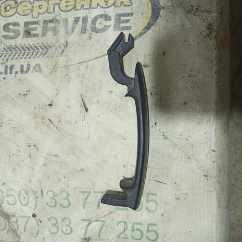 Ручка передньої двері зовнішня 3B0837207 VAG