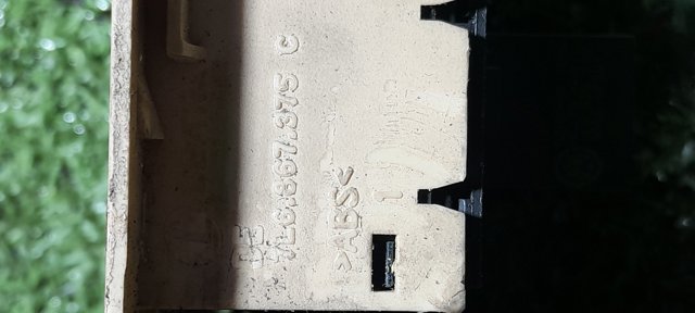 Кнопка відкриття лючка бензобака 3B0959833A01C VAG