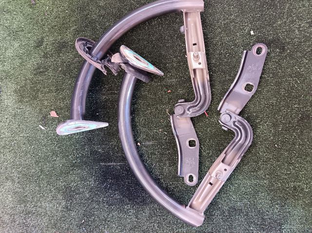 Петля кришки багажника 3C5827301B VAG