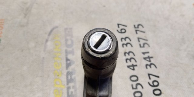 Корпус замка запалювання 441905851 VAG