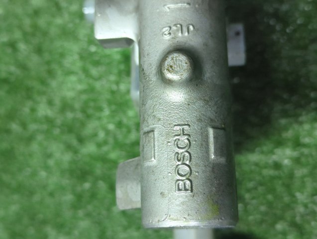 Циліндр гальмівний, головний 460108H910 NISSAN