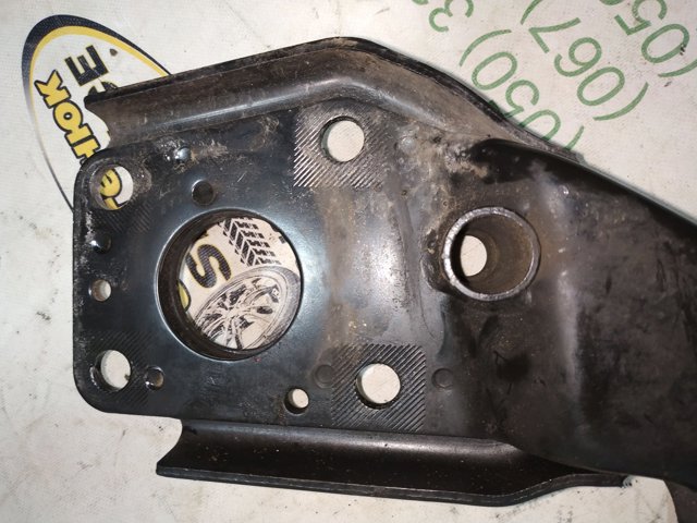 Підсилювач супорта радіатора, нижній 4B0805851E VAG