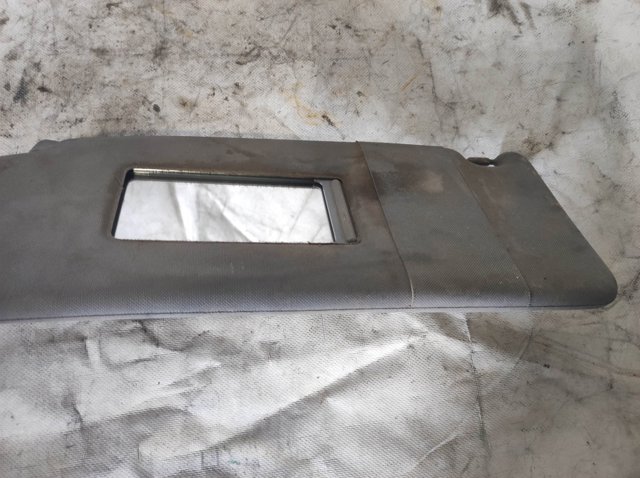 Козирок протисонячний 4B0857551 VAG