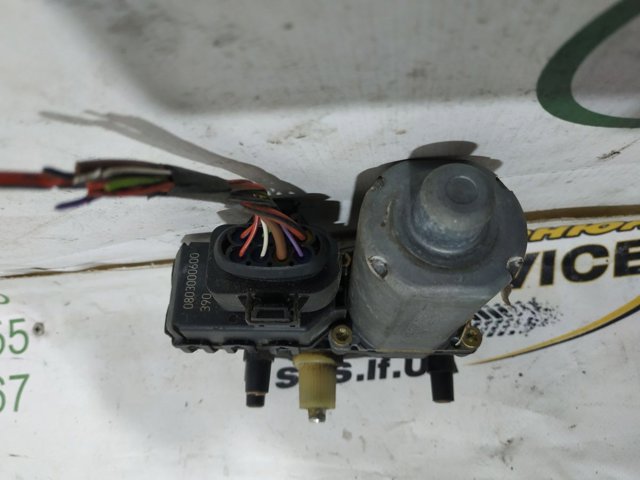 Моторчик склопідйомника двері задніх, лівих 4B0959801B VAG