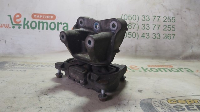 Подушка трансмісії (опора коробки передач) 4F0399151AN VAG