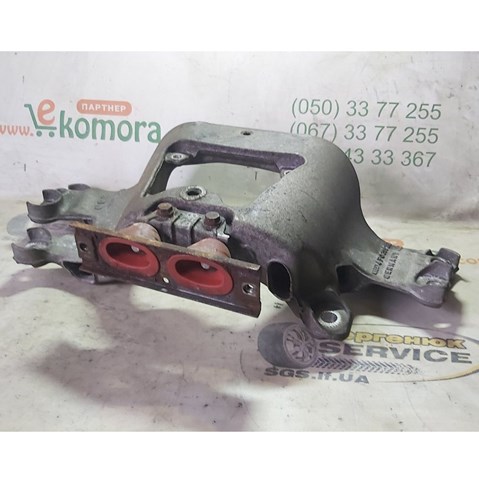 Кріплення трансмісії 4F0399263AD VAG