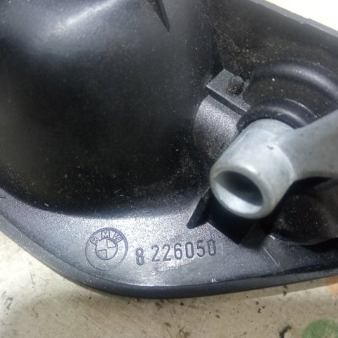 Ручка правих дверей зовнішня 51218226050 BMW