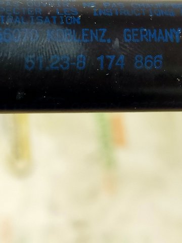Амортизатор під капот 51238174866 BMW