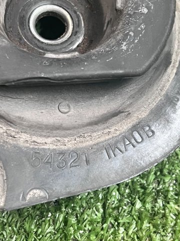 Опора амортизатора переднього лівого 543211KA0B NISSAN