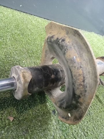 Стійка задня права 553028H326 NISSAN