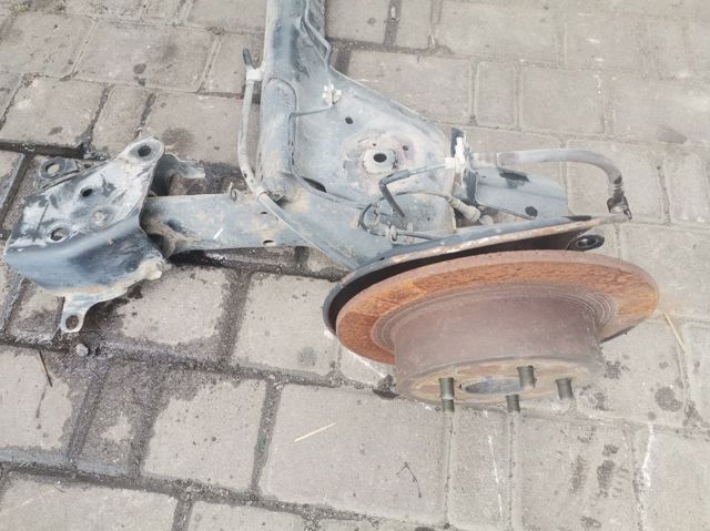 Підрамник задній 555011KA0D NISSAN