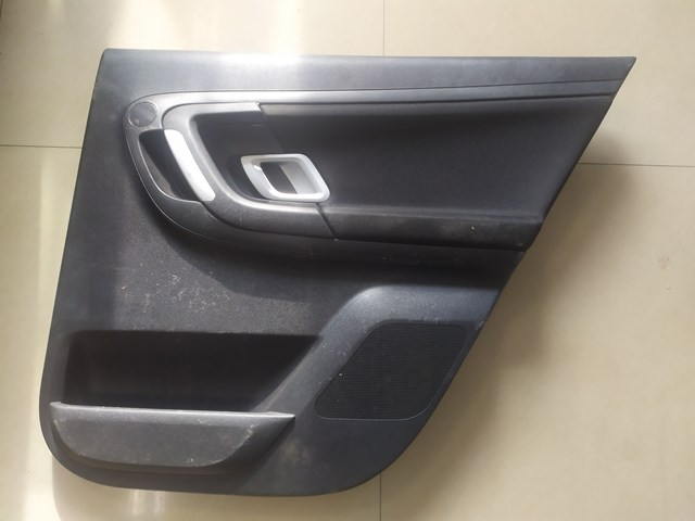 Картки обшивки задніх дверей правих 5J9867212BM VAG