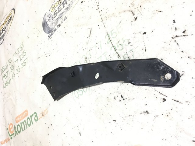 Кронштейн супорта радіатора нижнього 5K0806929B VAG